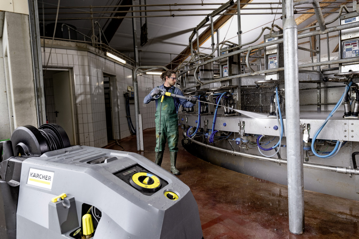Kärcher High pressure cleaner HDS 10/21-4 M